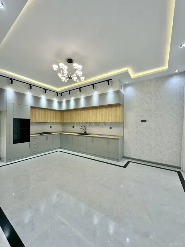 Satılır 4 otaqlı həyət evi 194 m²