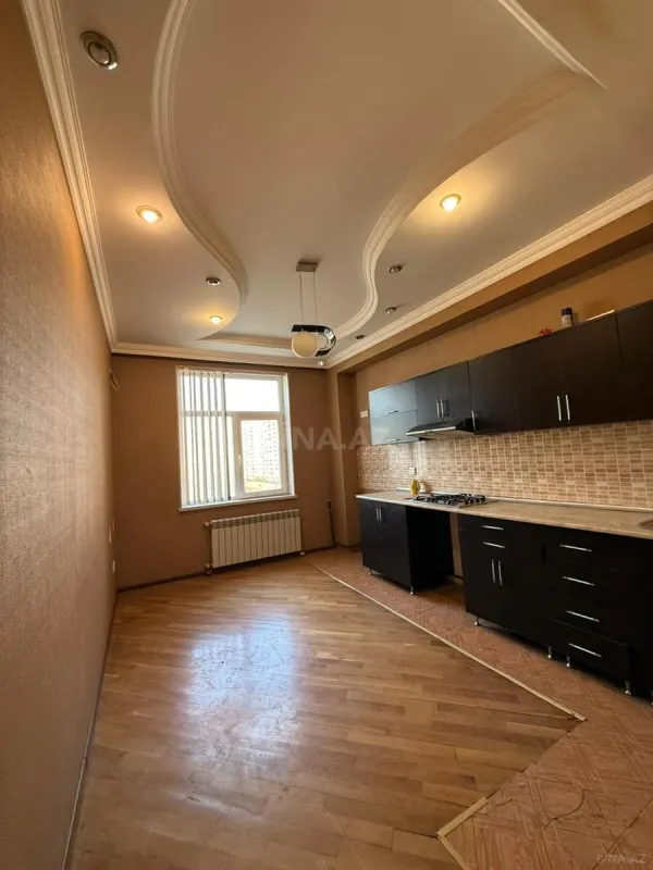 Satılır 2 otaqlı mənzil 80 m²