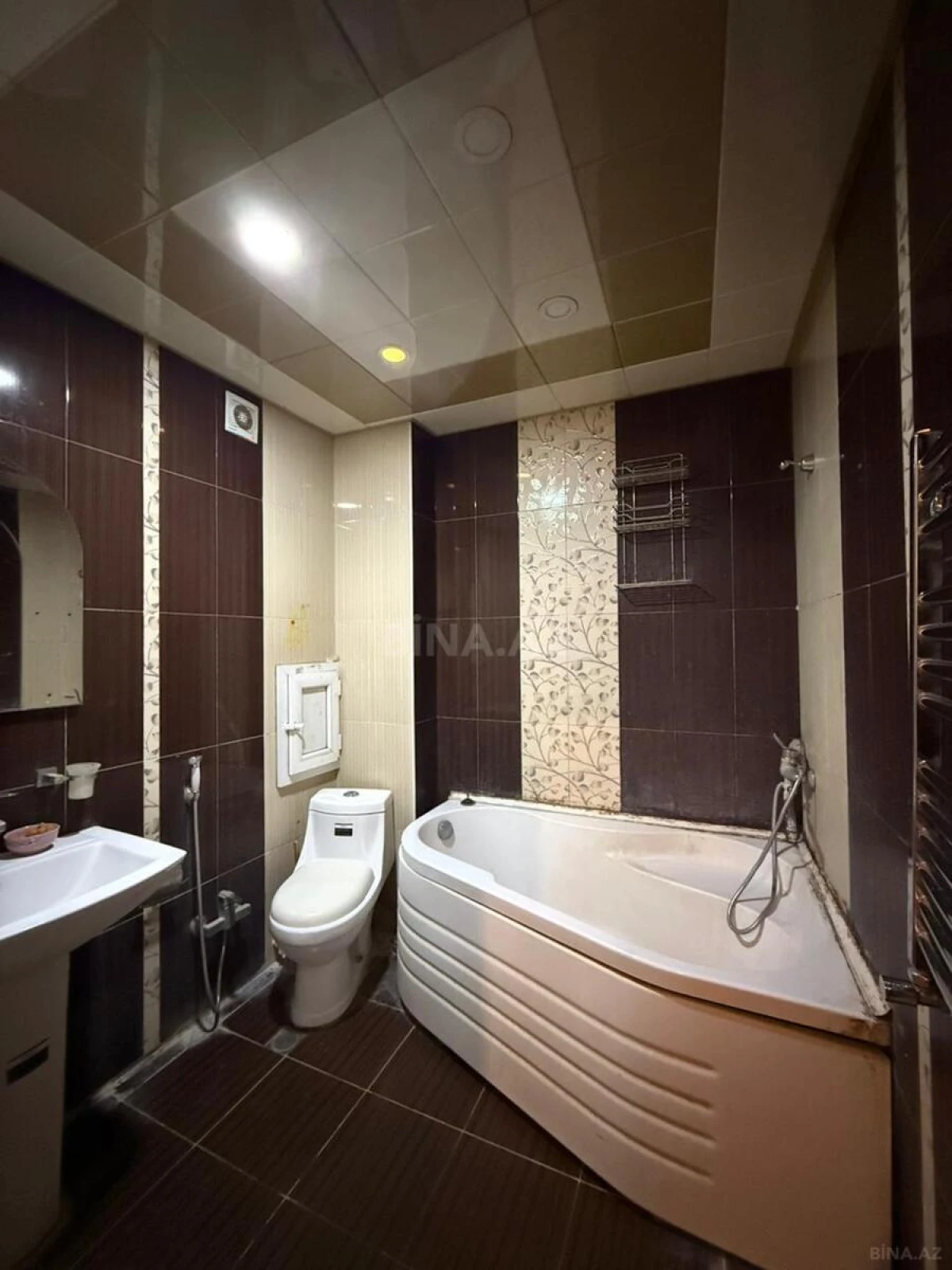 Satılır 2 otaqlı mənzil 80 m²