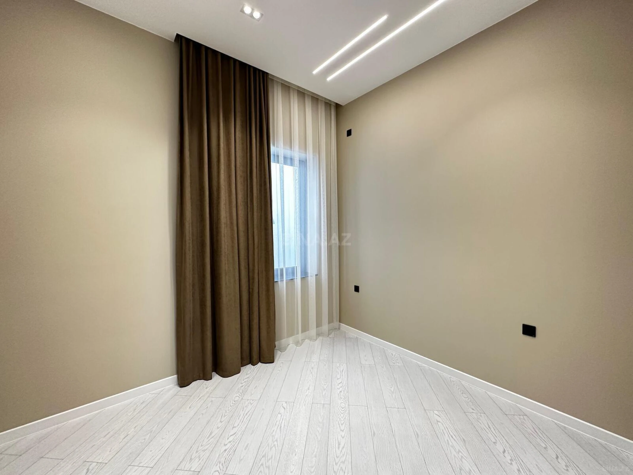 Satılır 4 otaqlı həyət evi 150 m²