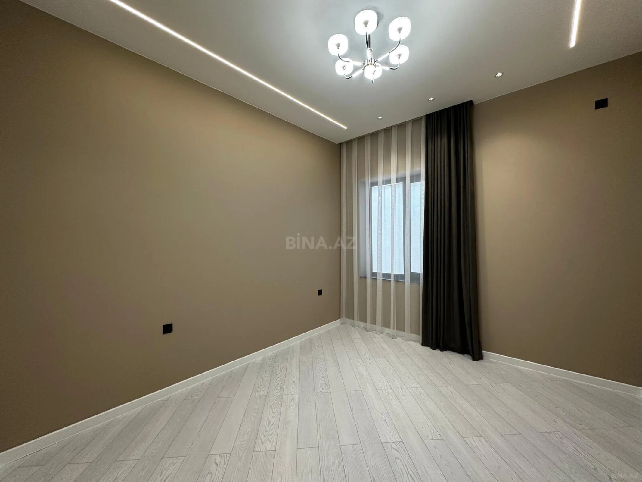 Satılır 4 otaqlı həyət evi 150 m²