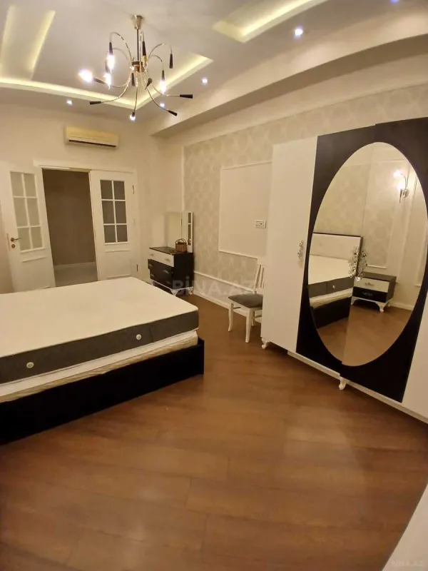 Kirayə verilir 2 otaqlı mənzil 90 m²