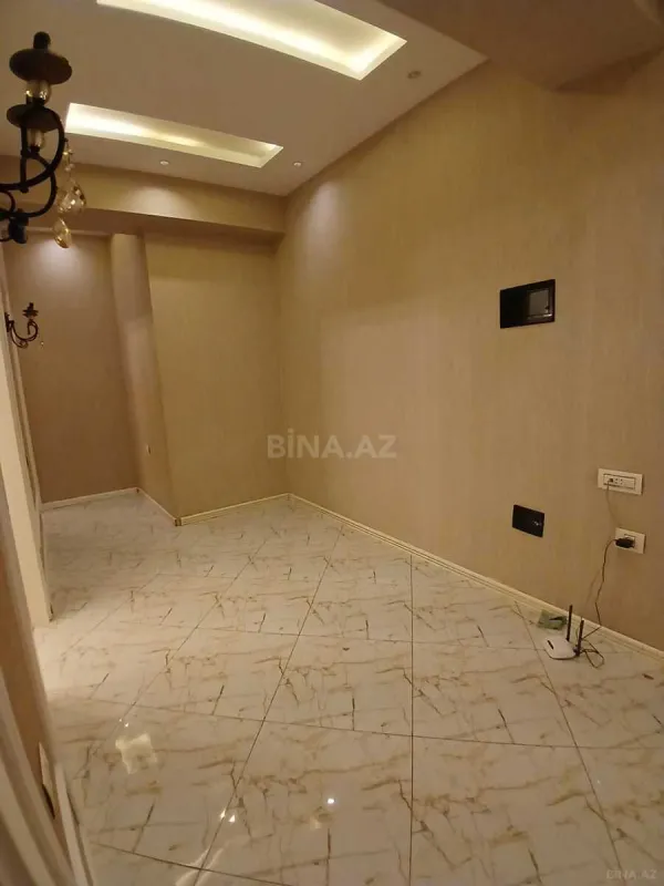 Kirayə verilir 2 otaqlı mənzil 90 m²