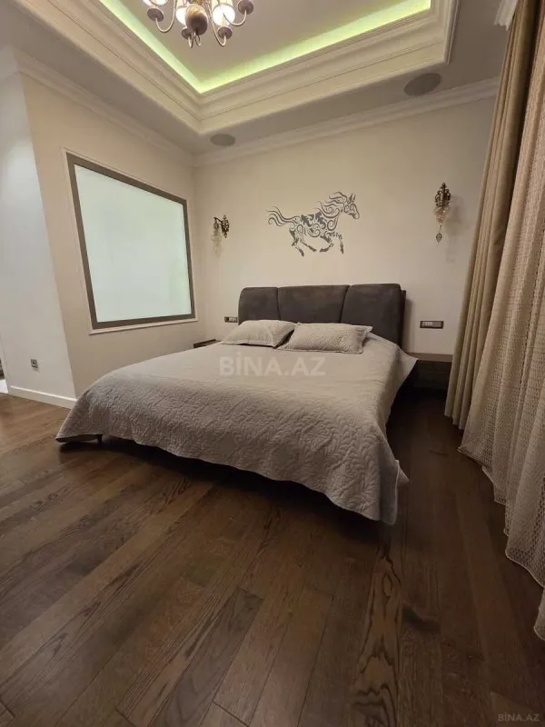 Kirayə verilir 3 otaqlı mənzil 111 m²