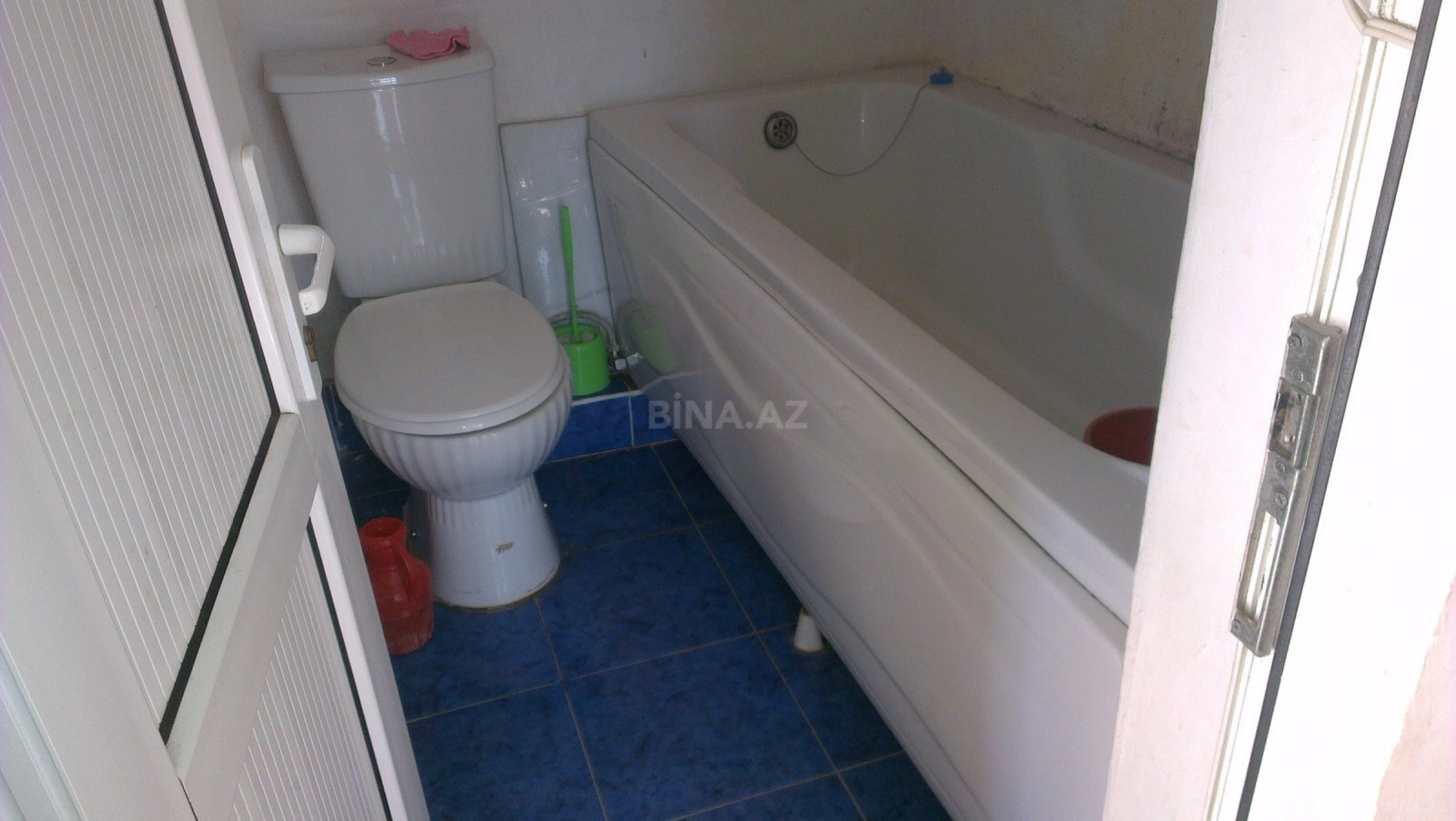 Satılır 5 otaqlı həyət evi 200 m²