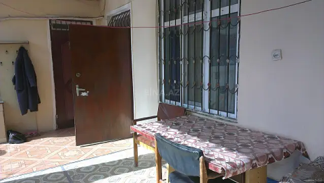 Satılır 5 otaqlı həyət evi 200 m²