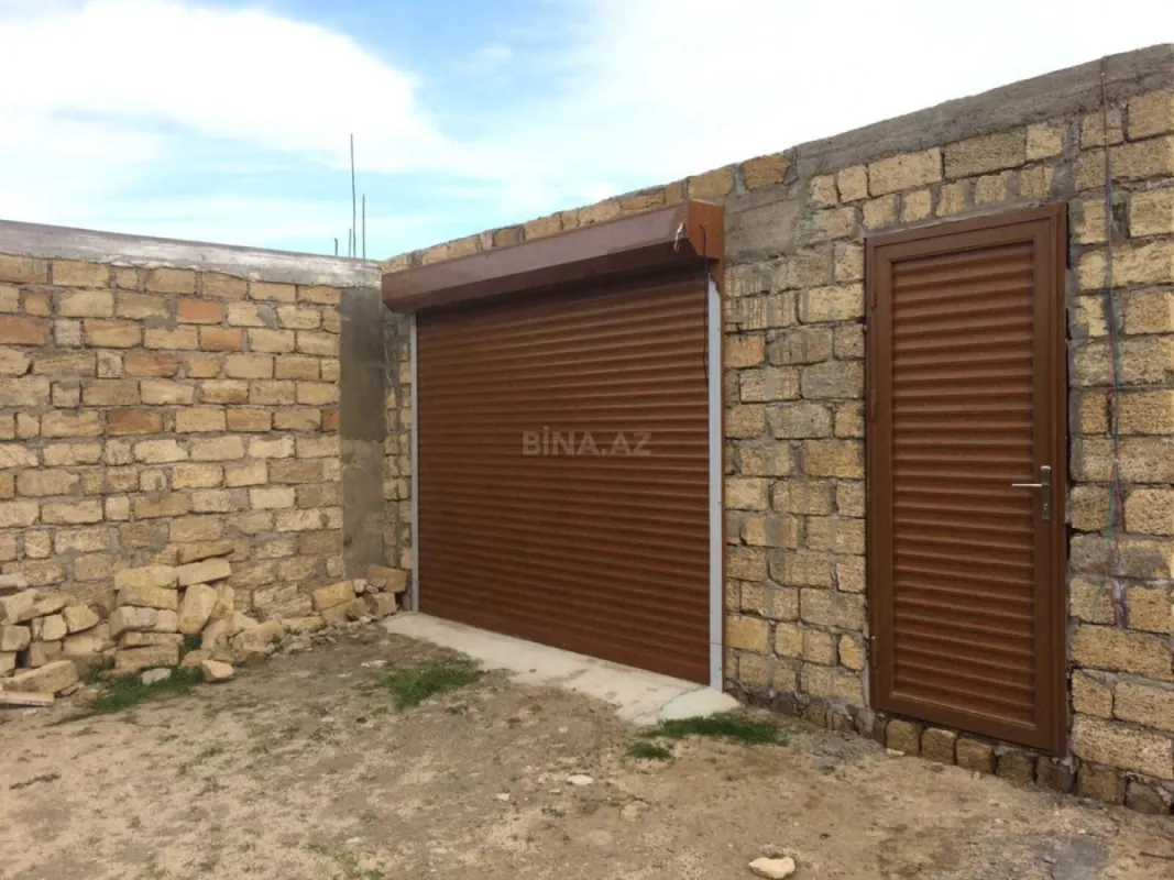 Satılır 7 otaqlı həyət evi 340 m²