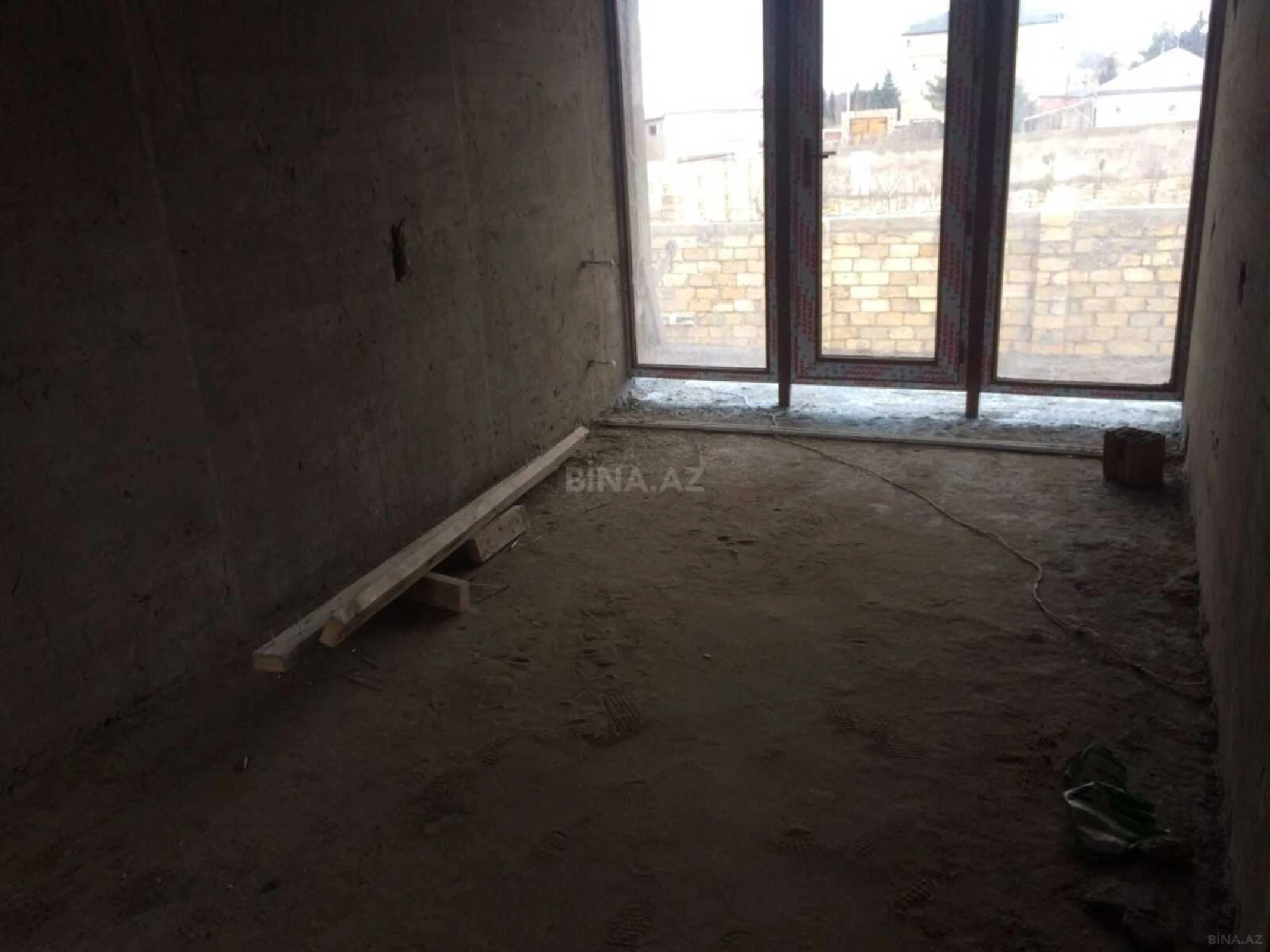 Satılır 7 otaqlı həyət evi 340 m²