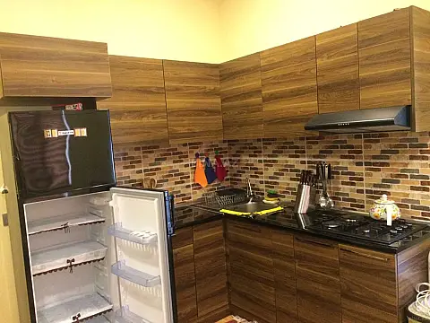 Satılır 7 otaqlı həyət evi 340 m²