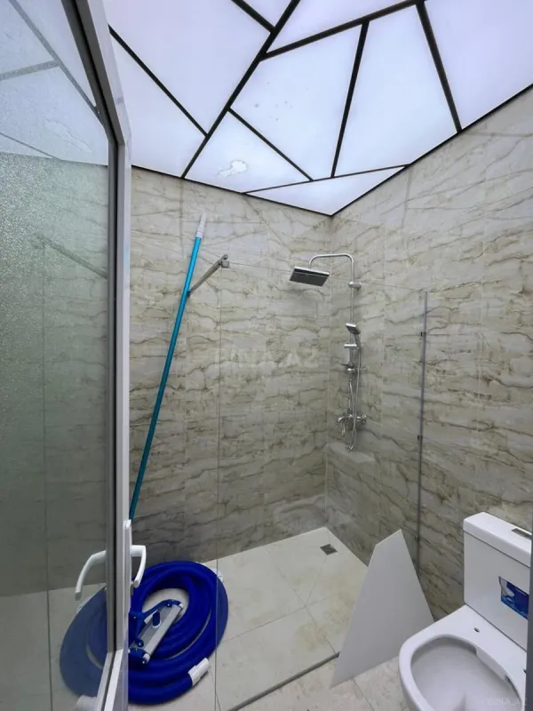 Satılır 4 otaqlı həyət evi 200 m²