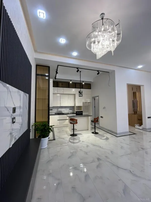 Satılır 4 otaqlı həyət evi 200 m²