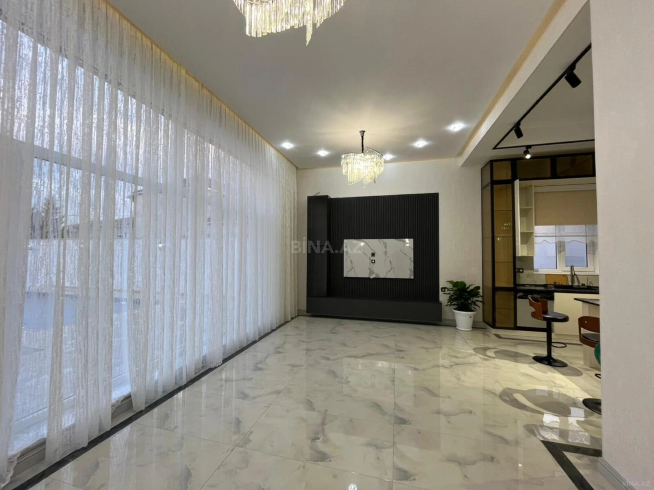 Satılır 4 otaqlı həyət evi 200 m²