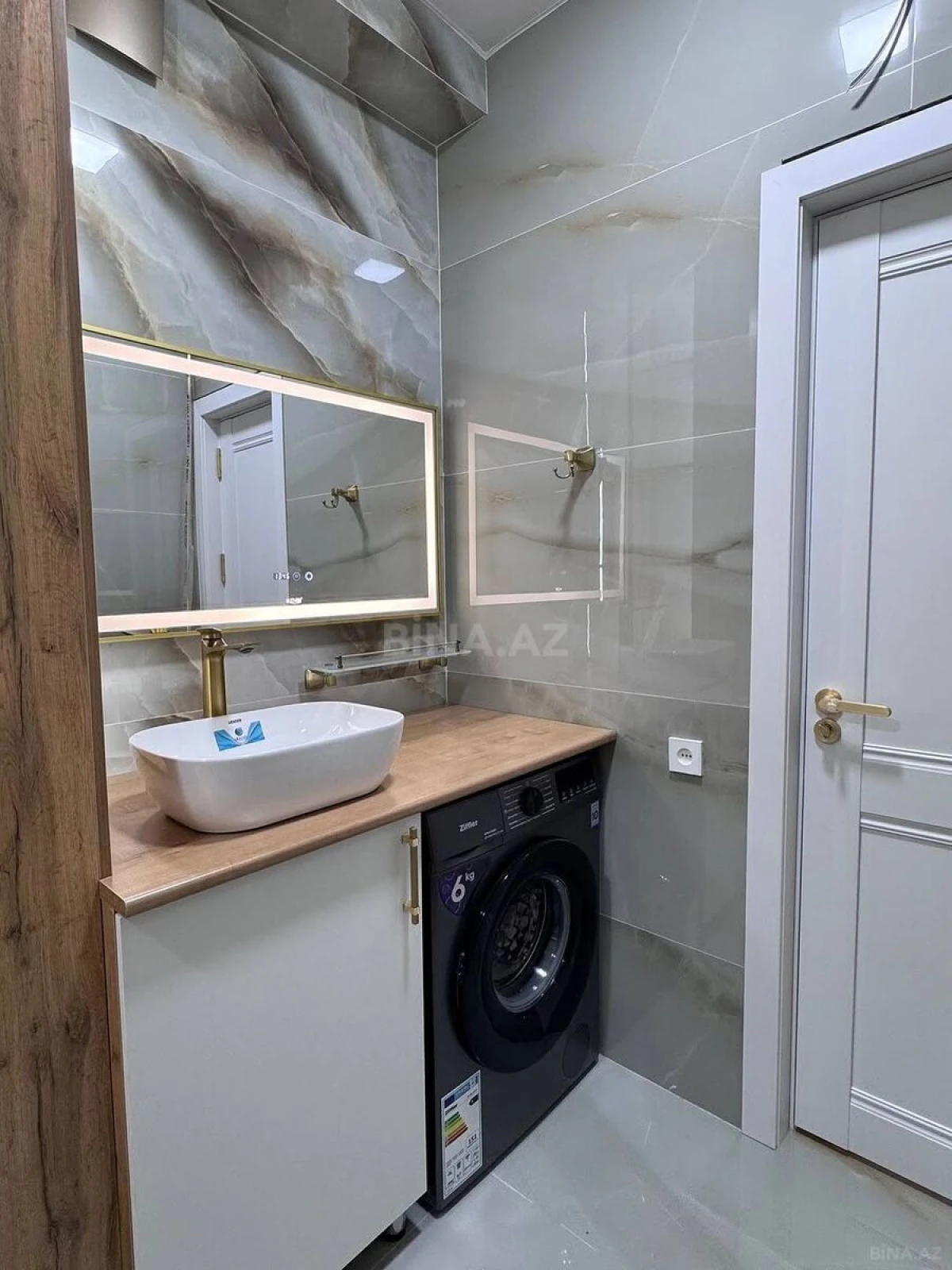 Kirayə verilir 2 otaqlı mənzil 62 m²