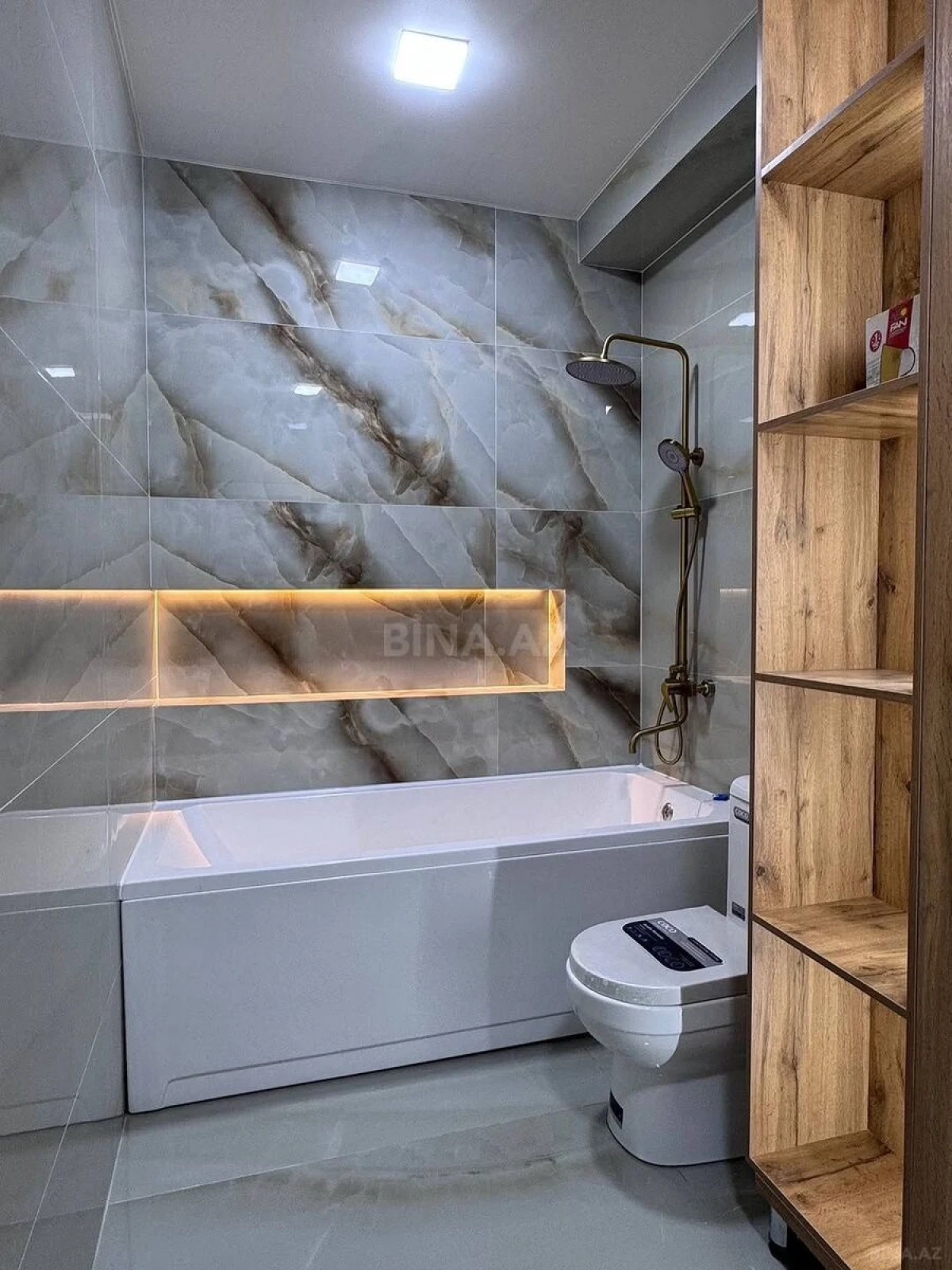 Kirayə verilir 2 otaqlı mənzil 62 m²