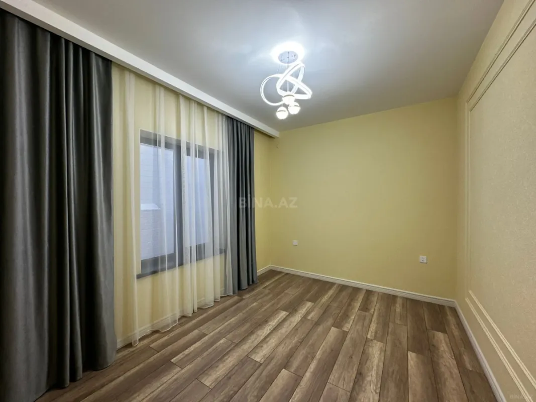 Satılır 4 otaqlı həyət evi 144 m²