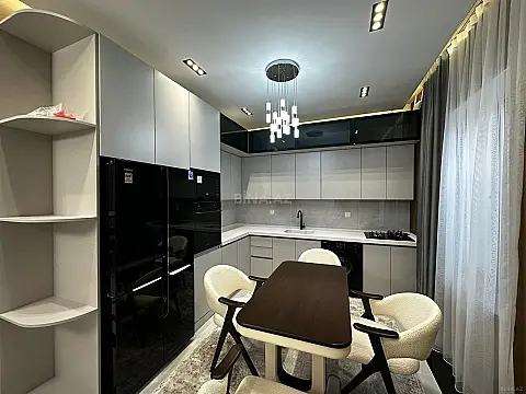 Satılır 4 otaqlı həyət evi 144 m²