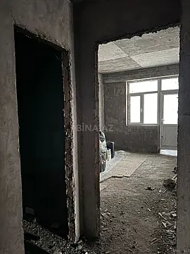 Satılır 3 otaqlı mənzil 122 m²