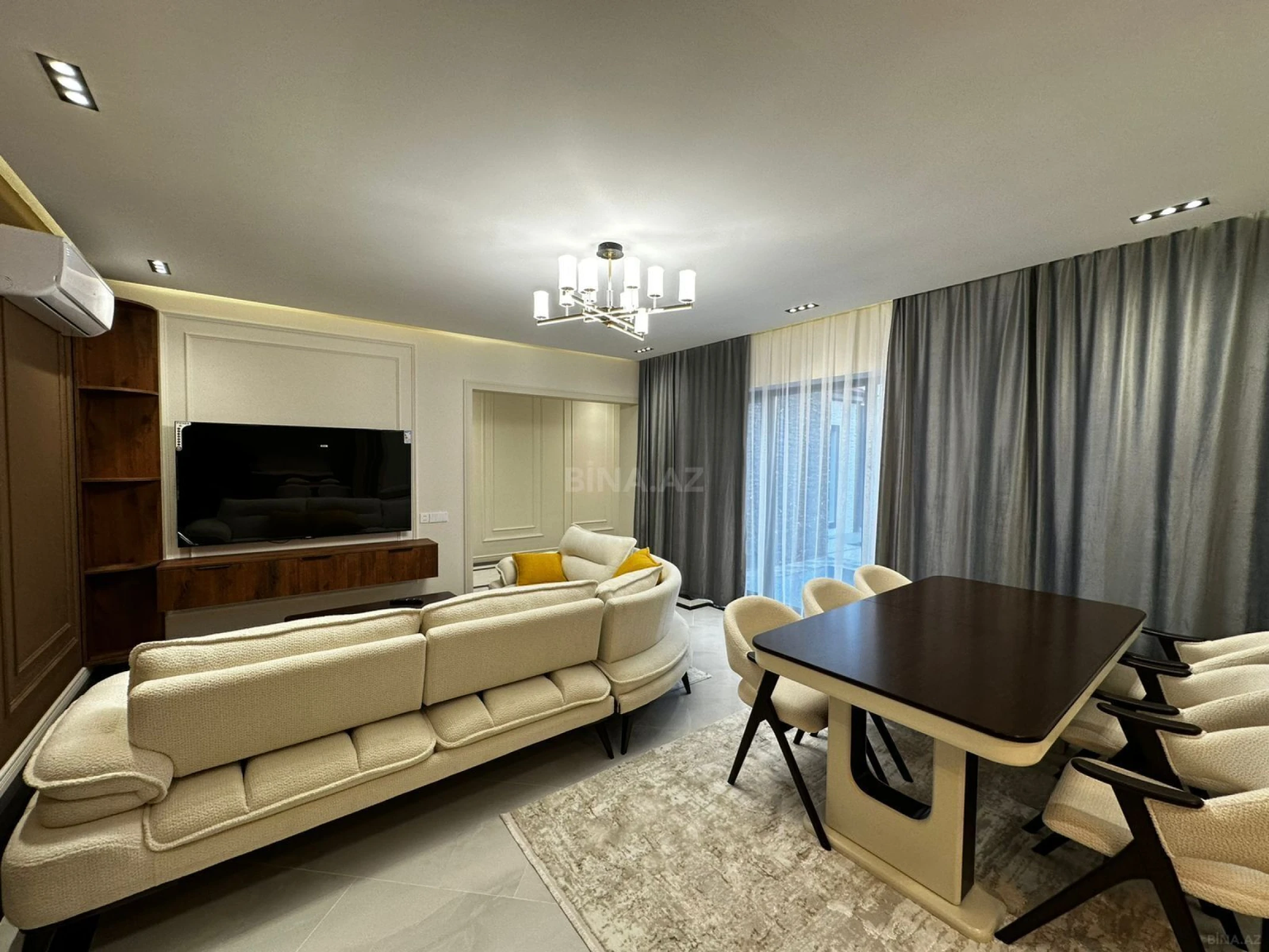 Satılır 4 otaqlı həyət evi 160 m²