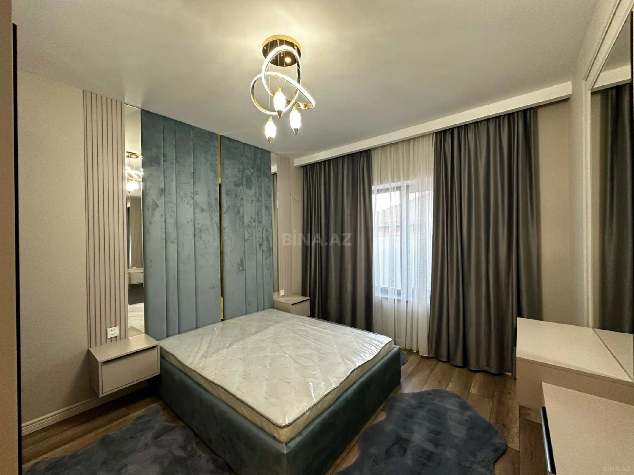 Satılır 4 otaqlı həyət evi 160 m²