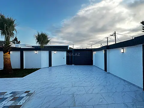 Satılır 4 otaqlı həyət evi 160 m²