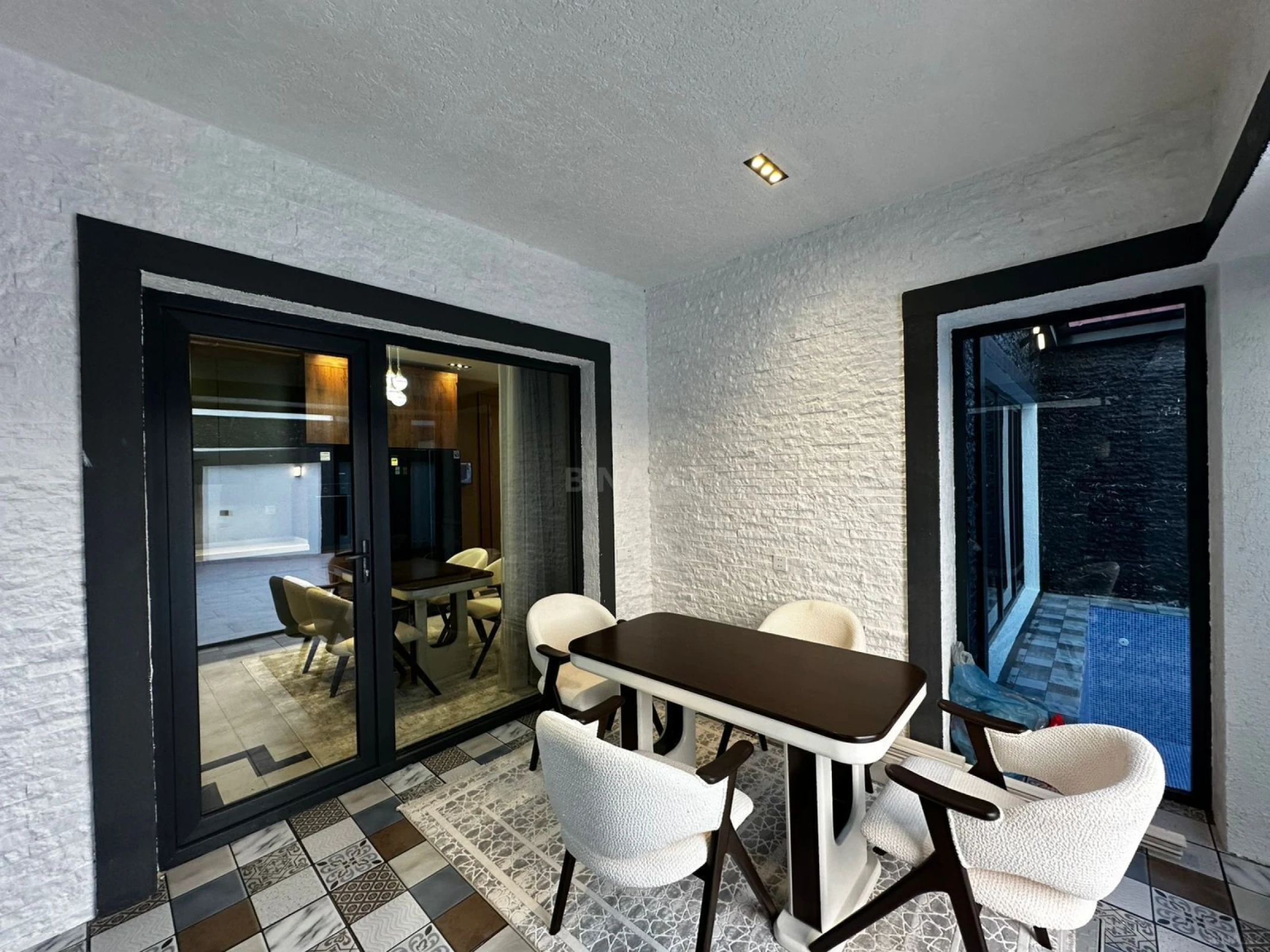 Satılır 4 otaqlı həyət evi 160 m²