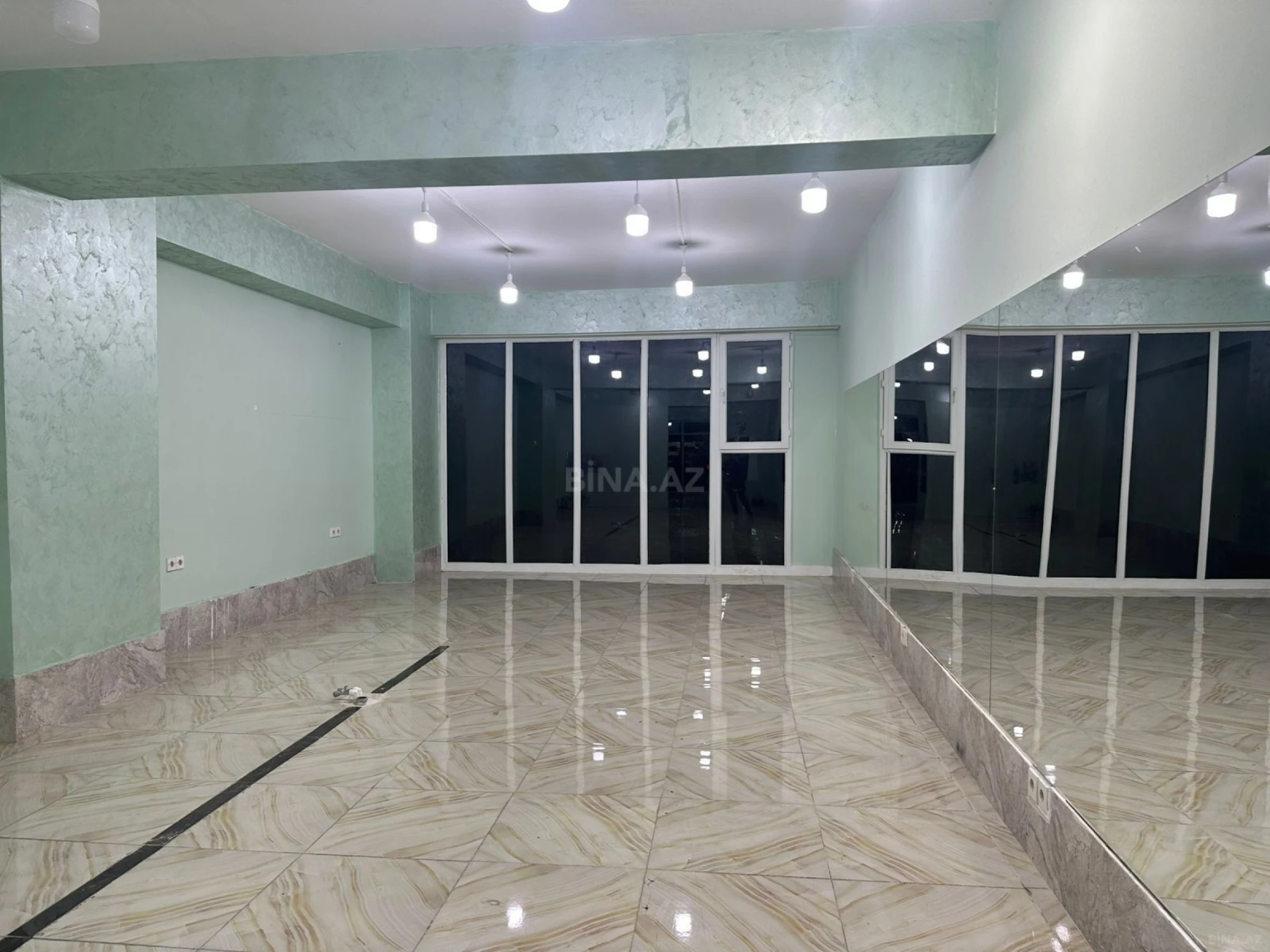 Kirayə verilir obyekt 78 m²