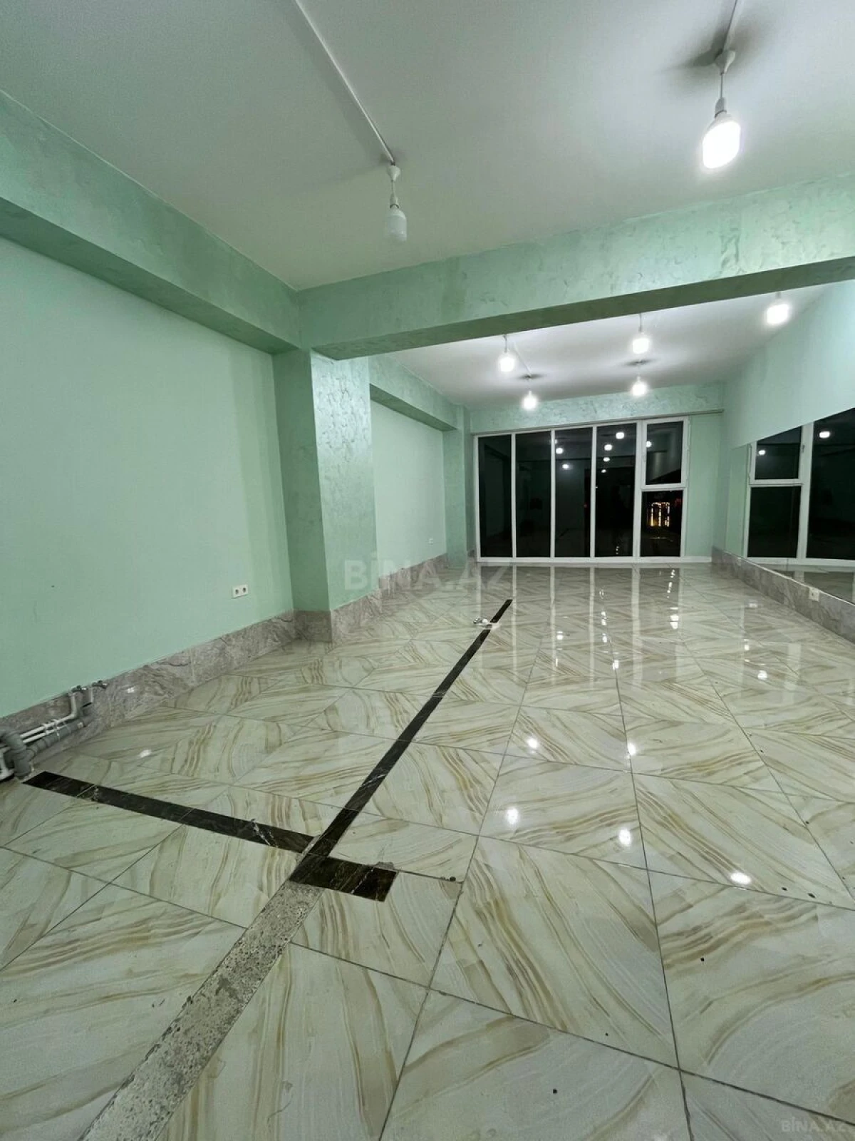 Kirayə verilir obyekt 78 m²