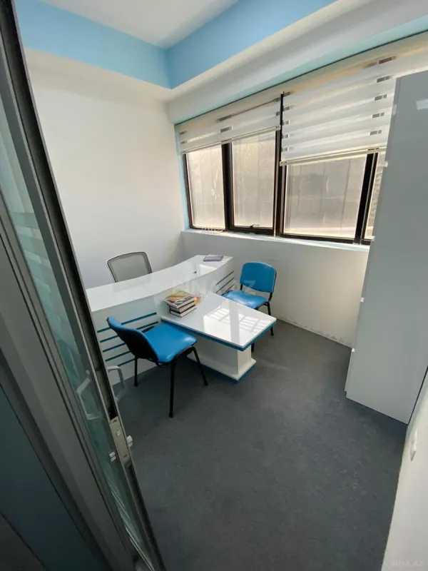 Satılır 8 otaqlı ofis 249 m²