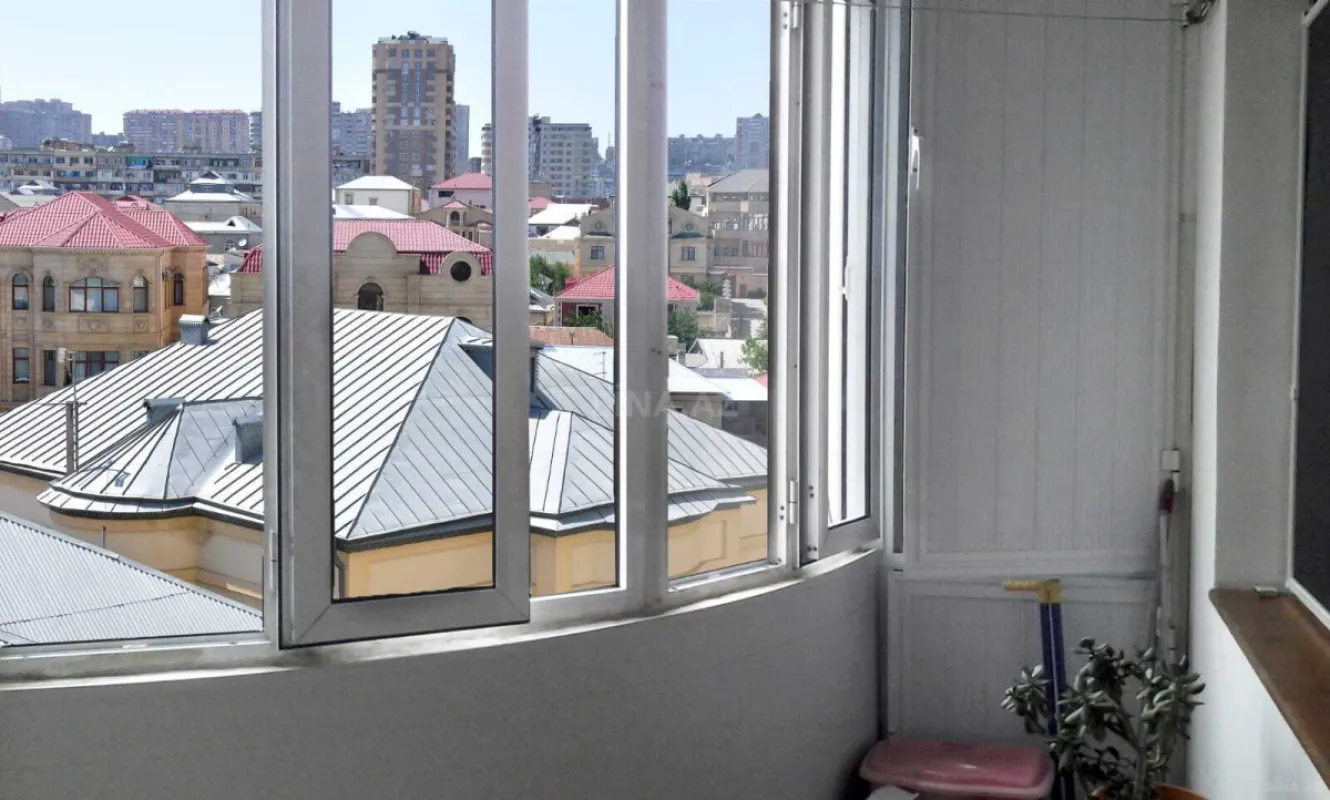 Satılır 2 otaqlı mənzil 56 m²