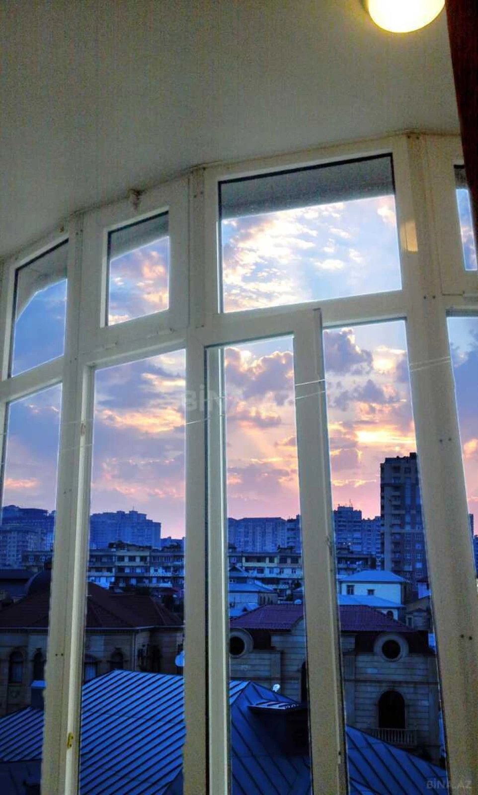 Satılır 2 otaqlı mənzil 56 m²