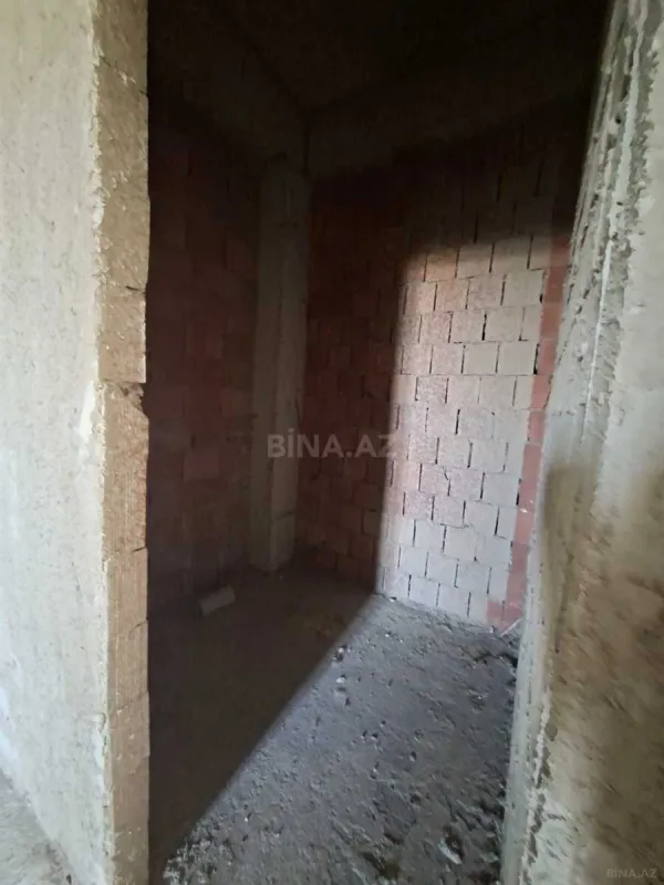 Satılır 3 otaqlı mənzil 96 m²