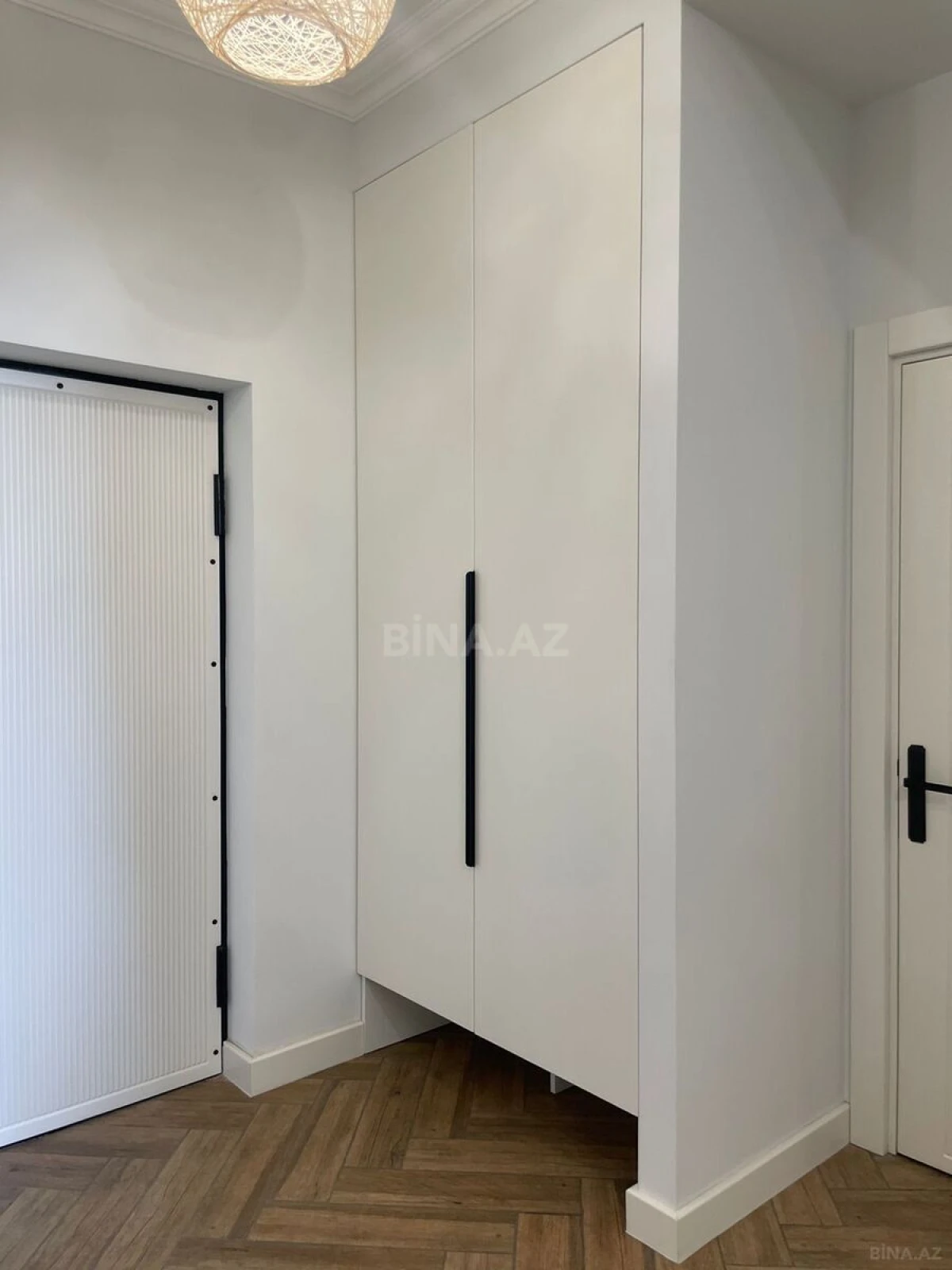 Satılır 3 otaqlı mənzil 77 m²