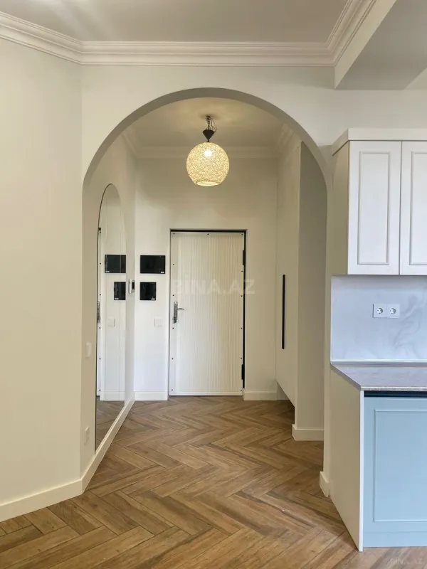 Satılır 3 otaqlı mənzil 77 m²