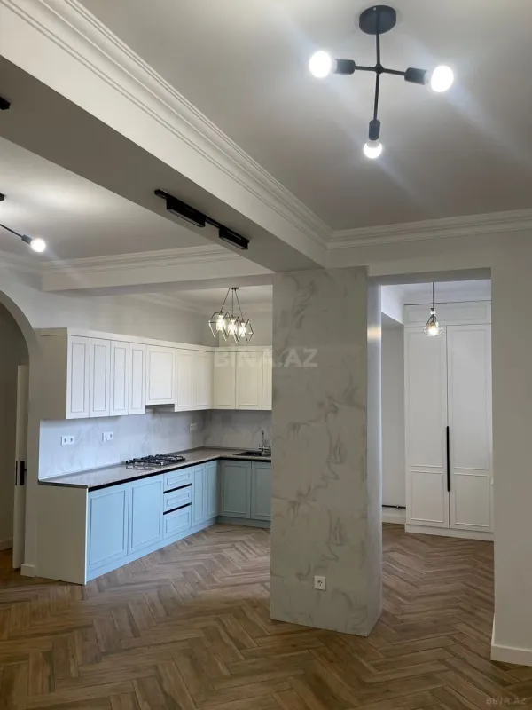 Satılır 3 otaqlı mənzil 77 m²