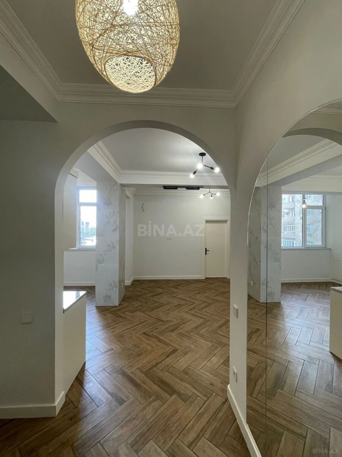 Satılır 3 otaqlı mənzil 77 m²