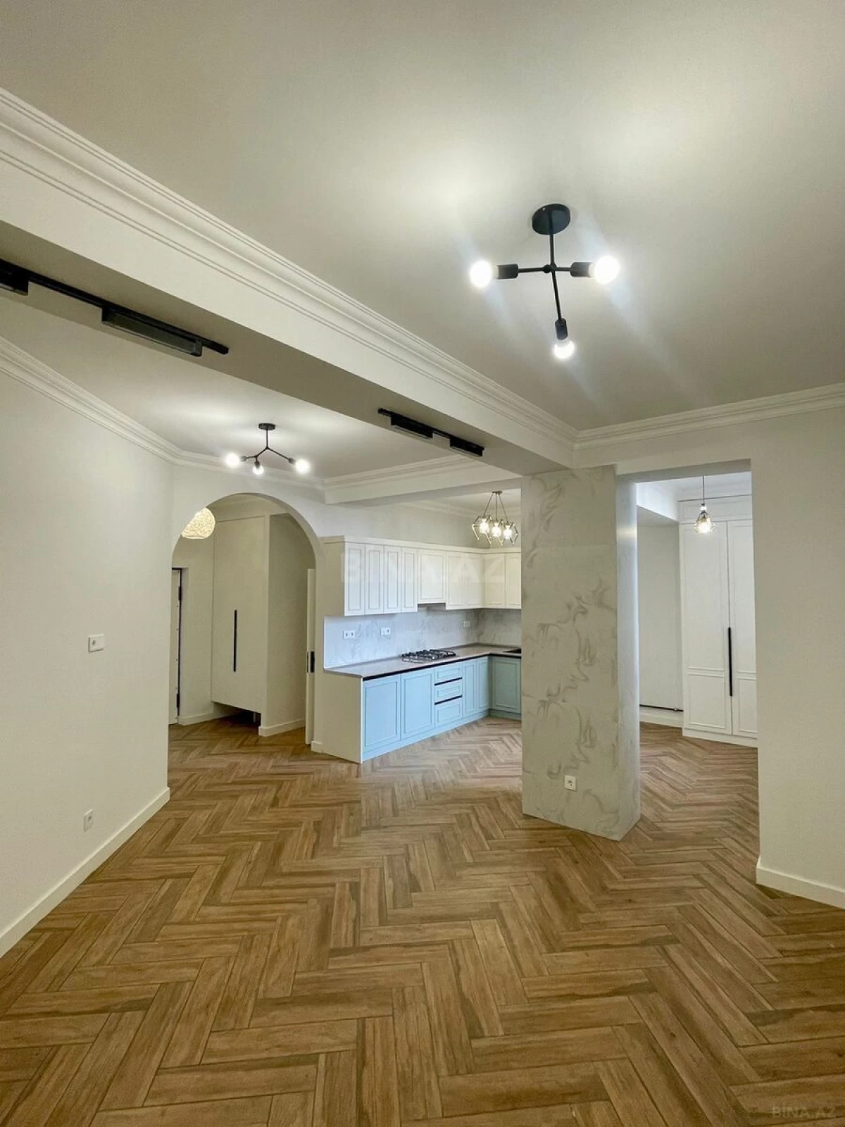Satılır 3 otaqlı mənzil 77 m²