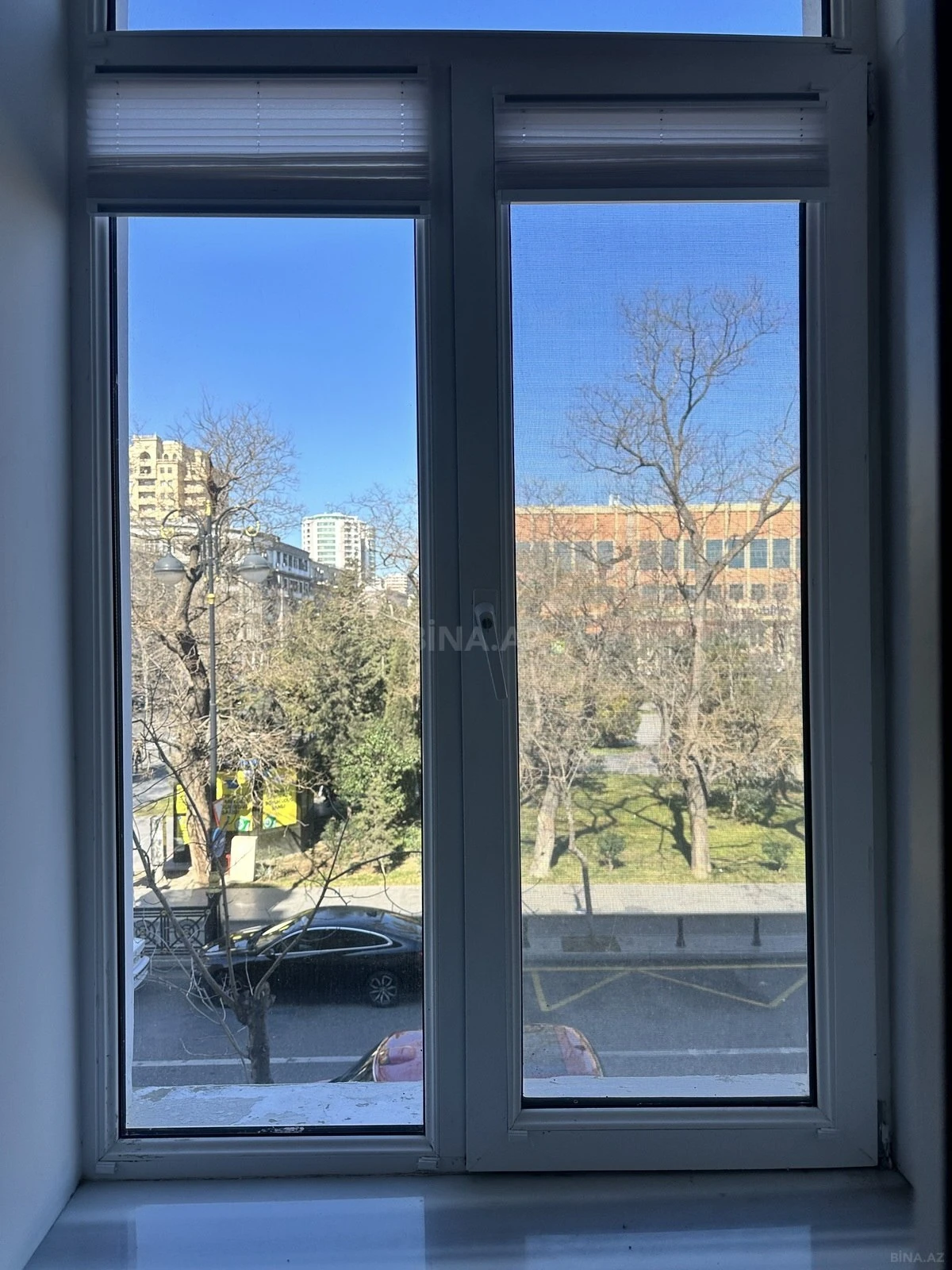 Kirayə verilir 2 otaqlı mənzil 80 m²