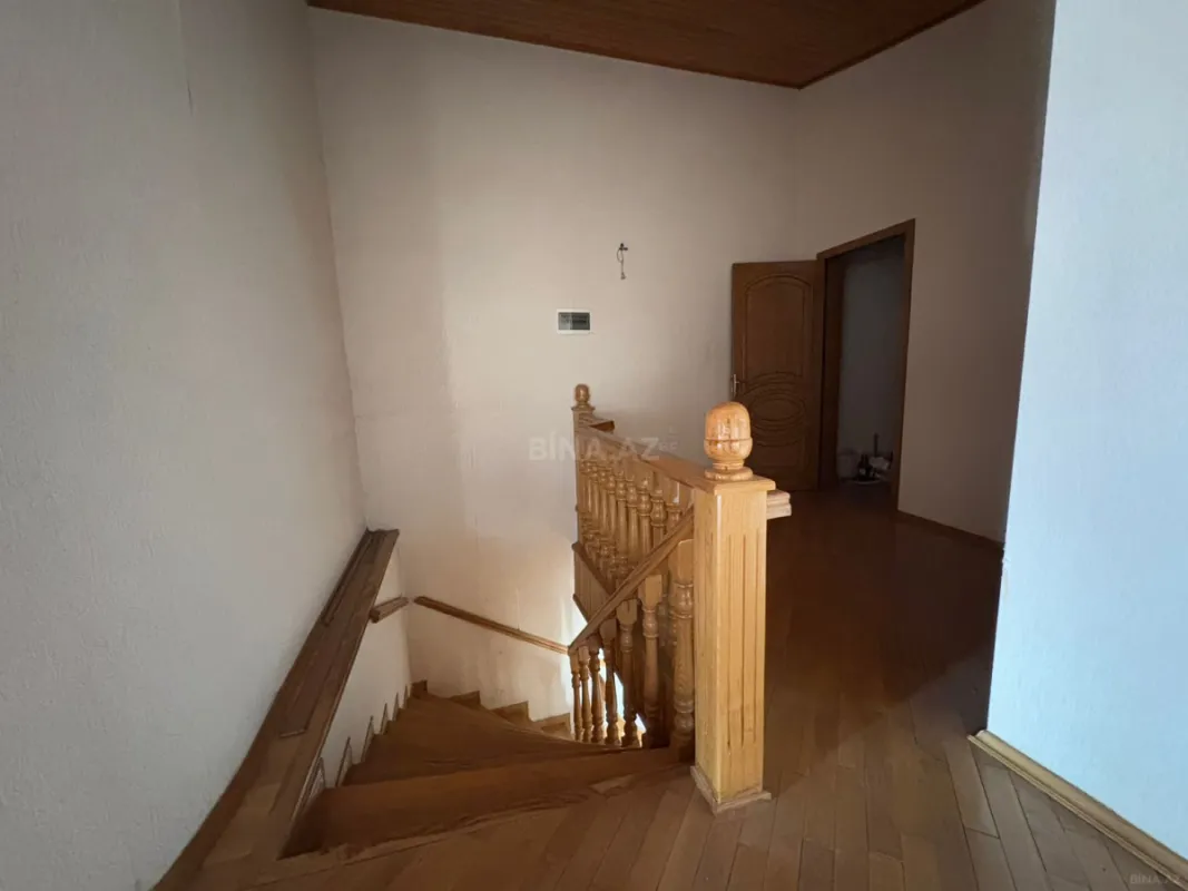 Satılır 3 otaqlı mənzil 150 m²