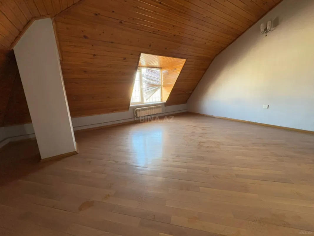 Satılır 3 otaqlı mənzil 150 m²