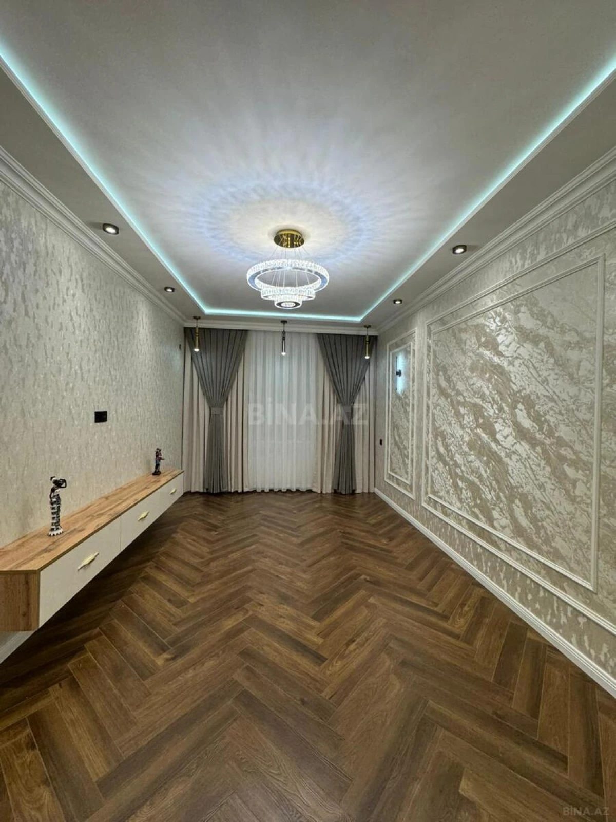 Satılır 3 otaqlı mənzil 85 m²