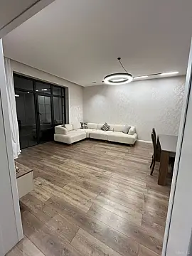 Satılır 7 otaqlı həyət evi 260 m²