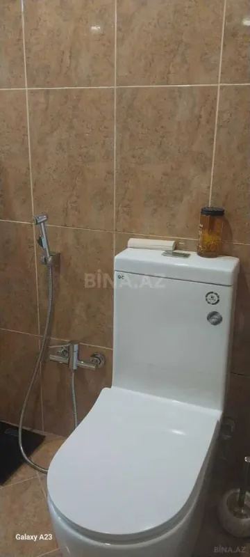Satılır 5 otaqlı mənzil 150 m²
