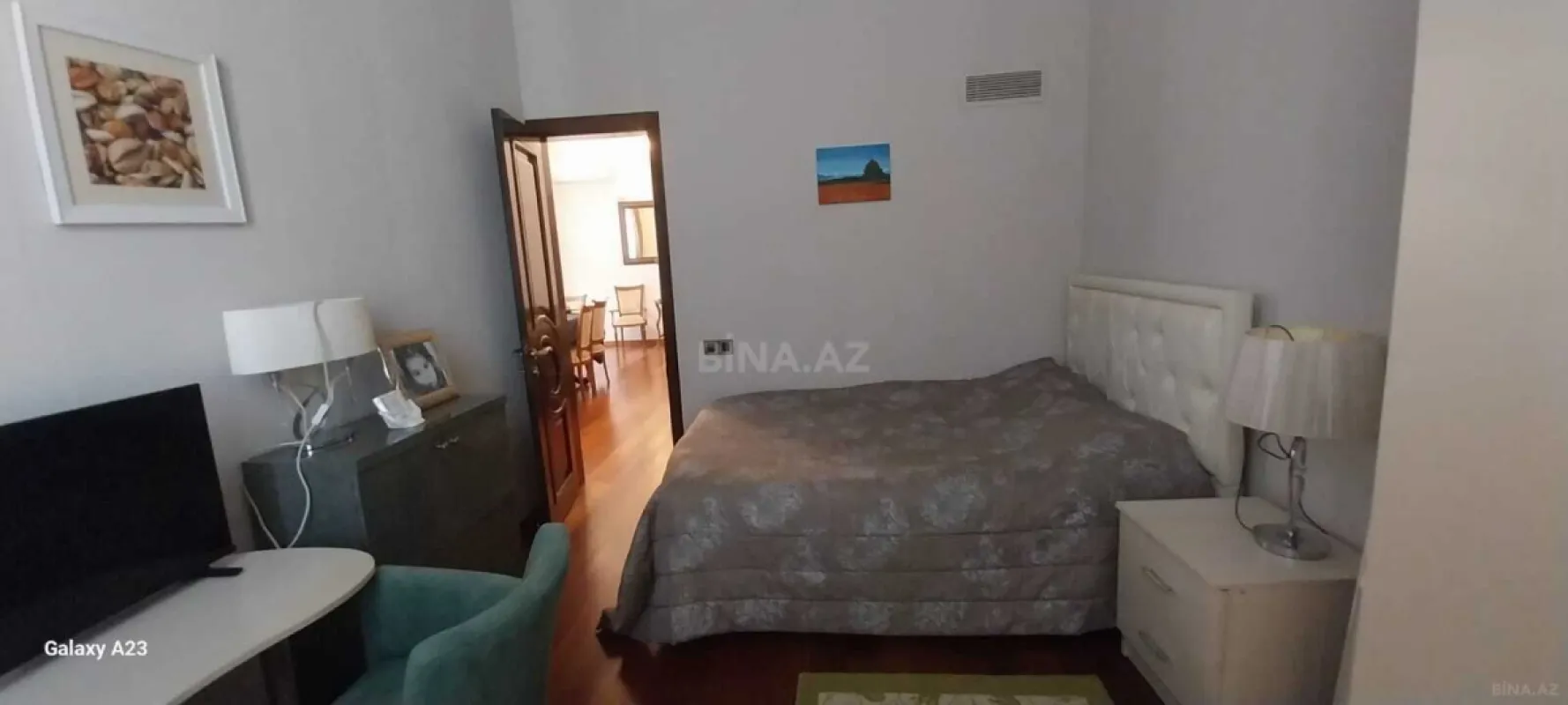Satılır 5 otaqlı mənzil 150 m²