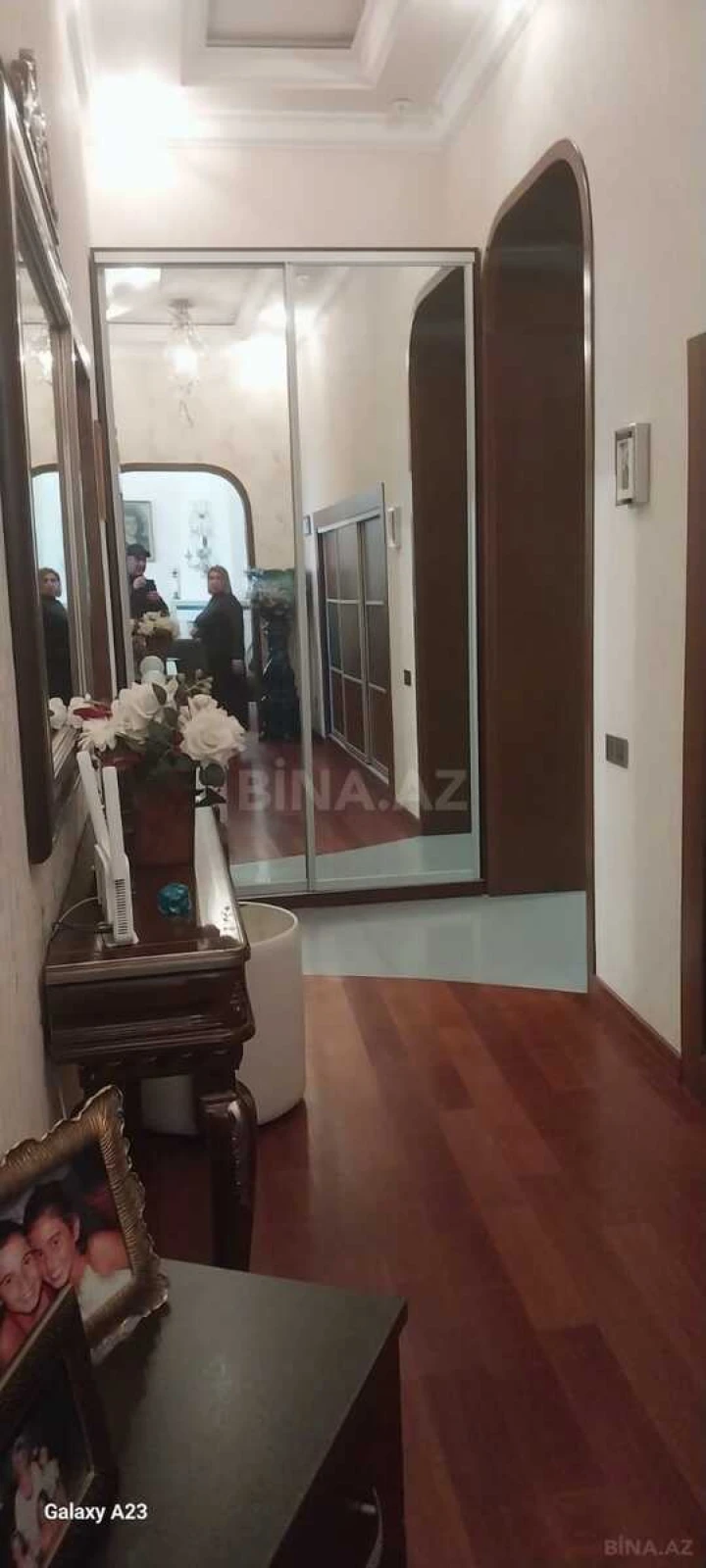 Satılır 5 otaqlı mənzil 150 m²