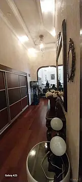 Satılır 5 otaqlı mənzil 150 m²