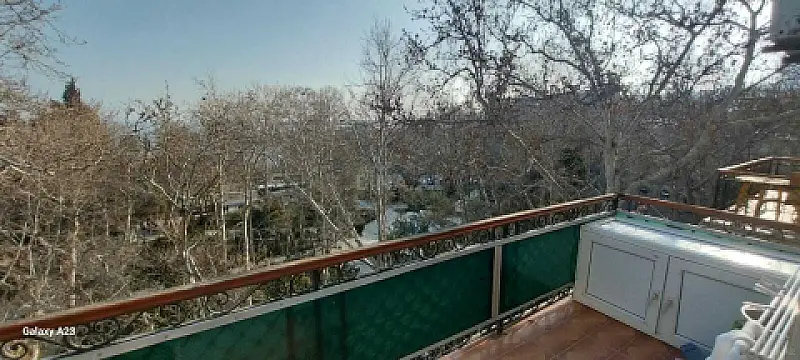 Satılır 5 otaqlı mənzil 150 m²