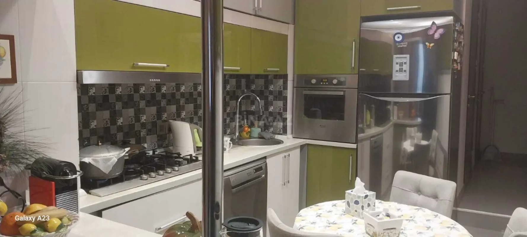 Satılır 5 otaqlı mənzil 150 m²