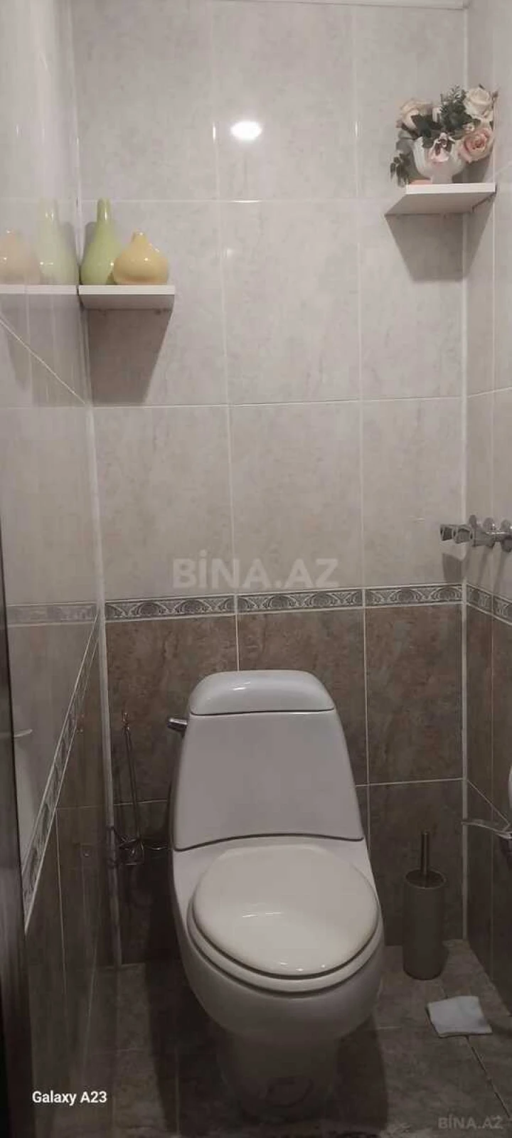 Satılır 5 otaqlı mənzil 150 m²