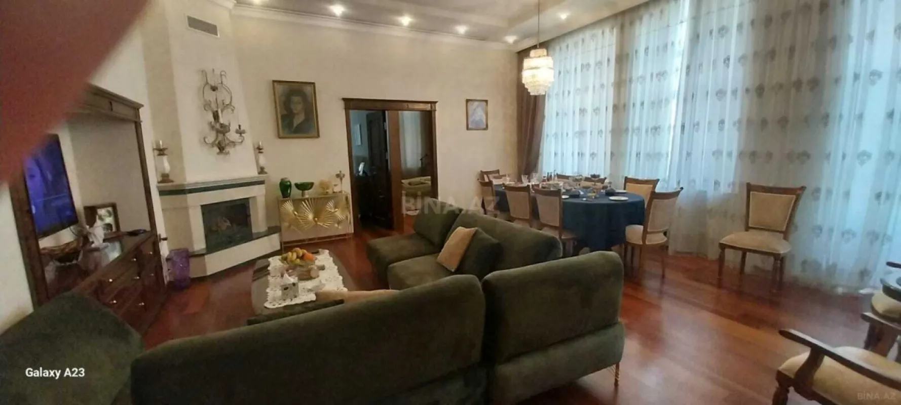 Satılır 5 otaqlı mənzil 150 m²