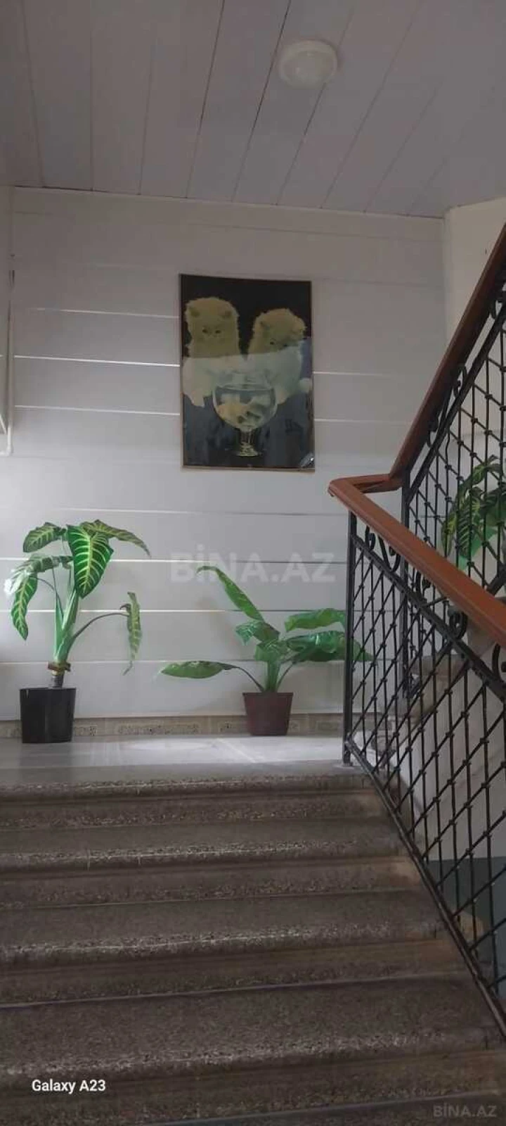 Satılır 5 otaqlı mənzil 150 m²